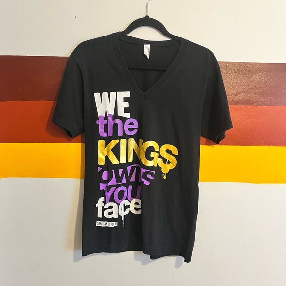 We The Kings Black V Neck T Shirt Size Small - Picture 2 of 3